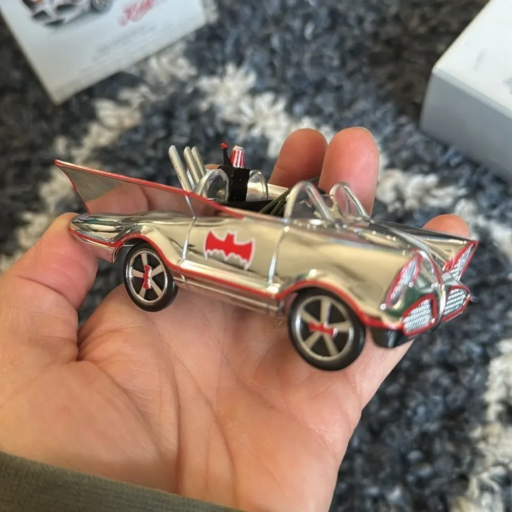 Hallmark Batman 1966 Batmobile Ornament